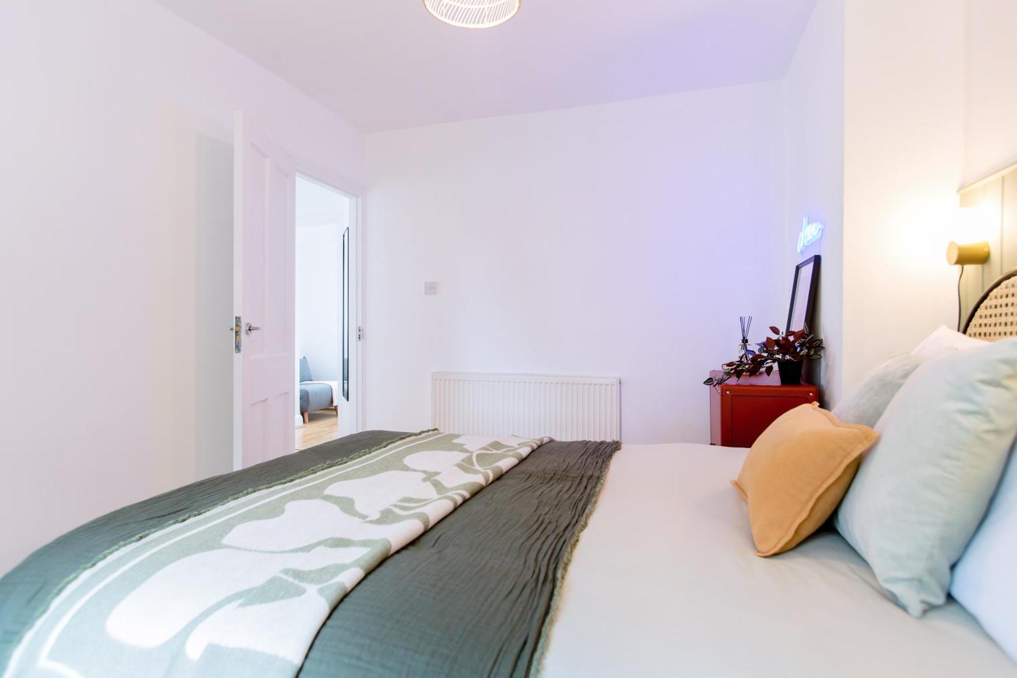 Apartament 3-bed House - Next To Olympic Park & Westfield